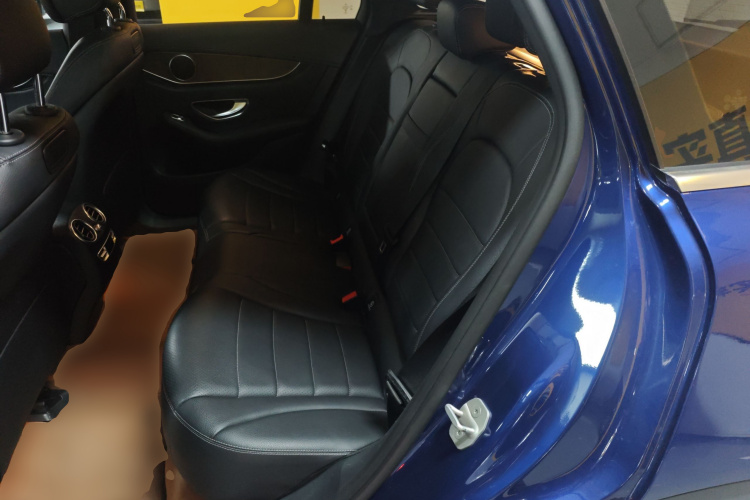 奔驰GLC 2016款 GLC 300 4MATIC 动感型中控内饰21
