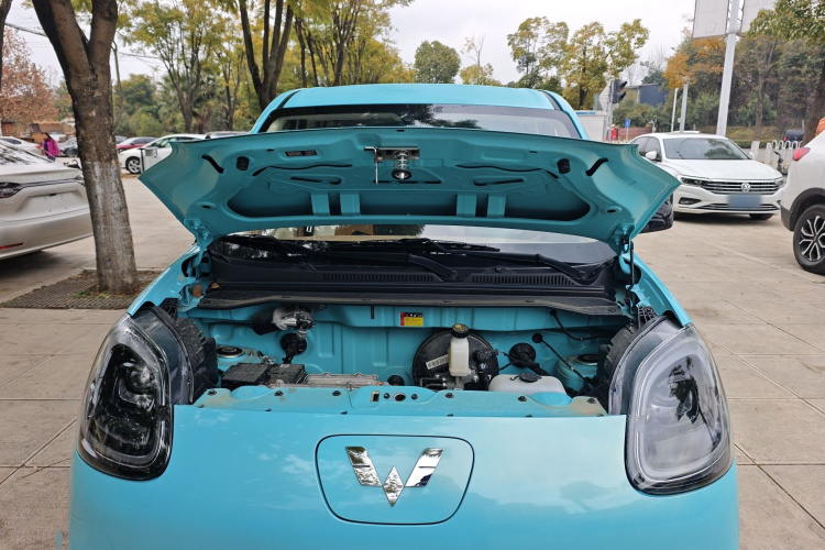 五菱汽车 宏光MINIEV 2025款 四门版 臻享款机舱底盘24