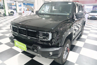 北京越野 北京BJ40 2024款 2.0D 全新刀锋英雄穿越者