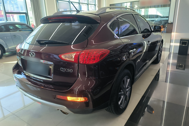 英菲尼迪QX50 2015款 2.5L 悦享版车身外观6005