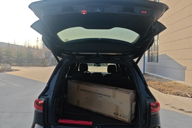 奔驰GLB 2022款 改款 GLB 200 时尚型机舱底盘23