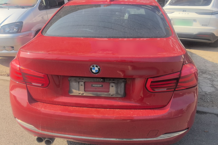 宝马3系 2017款 320Li 时尚型车身外观6