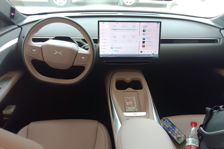 小鹏MONA M03 2025款 600 超长续航 Max中控内饰7002