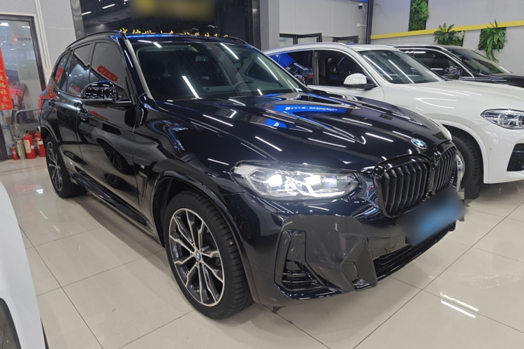 宝马X3 2022款 xDrive30i 领先型 M曜夜套装车身外观6002