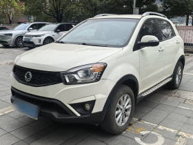 双龙 柯兰多 2014款 2.0L 汽油两驱自动精英导航版