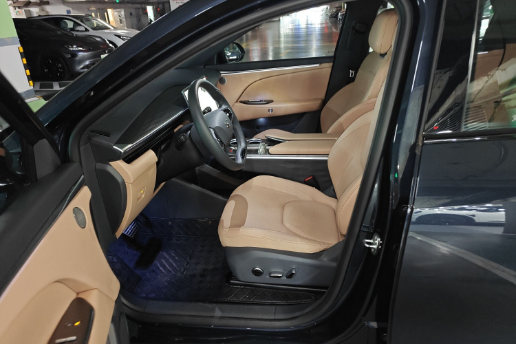 ARCFOX极狐 极狐 阿尔法T5(ARCFOX αT5) 2025款 520 MAX中控内饰19