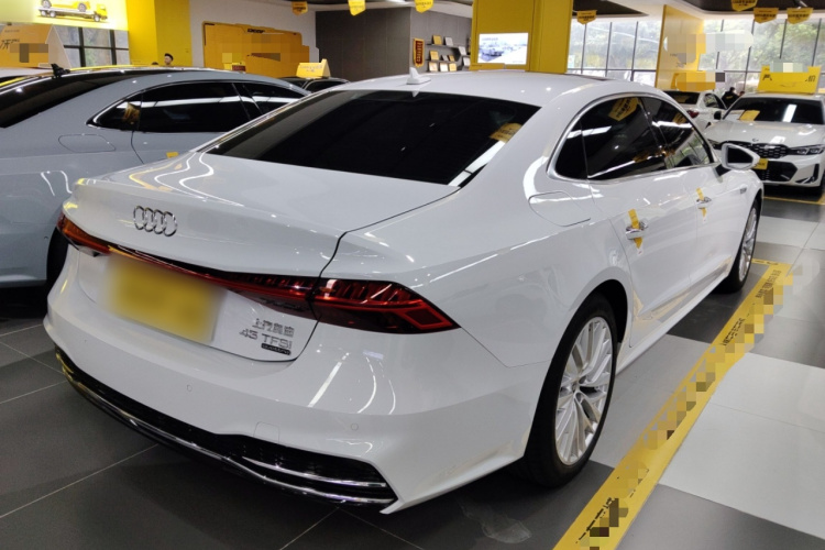 奥迪A7L 2022款 45 TFSI S-line 筑梦新生版车身外观7