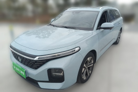 宝骏Valli 2021款 1.5T 大理天空 CVT尊享型