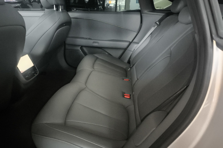 小鹏P7+ 2025款 超长续航 Max 旗舰版中控内饰21