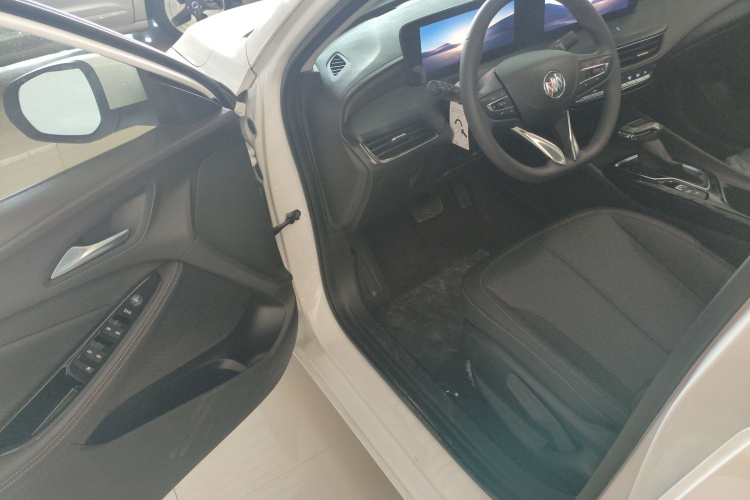 别克 威朗 2023款 Pro 乐享版中控内饰7003