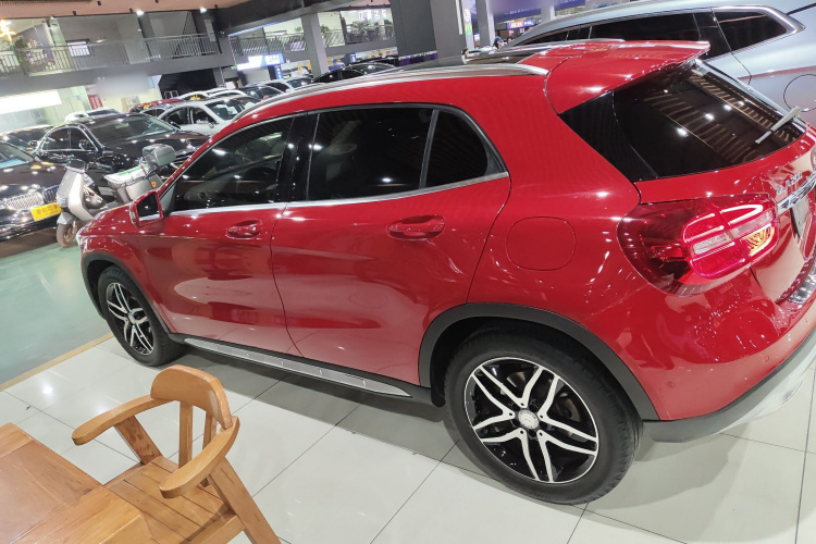 奔驰GLA 2016款 GLA 200 时尚型车身外观6003