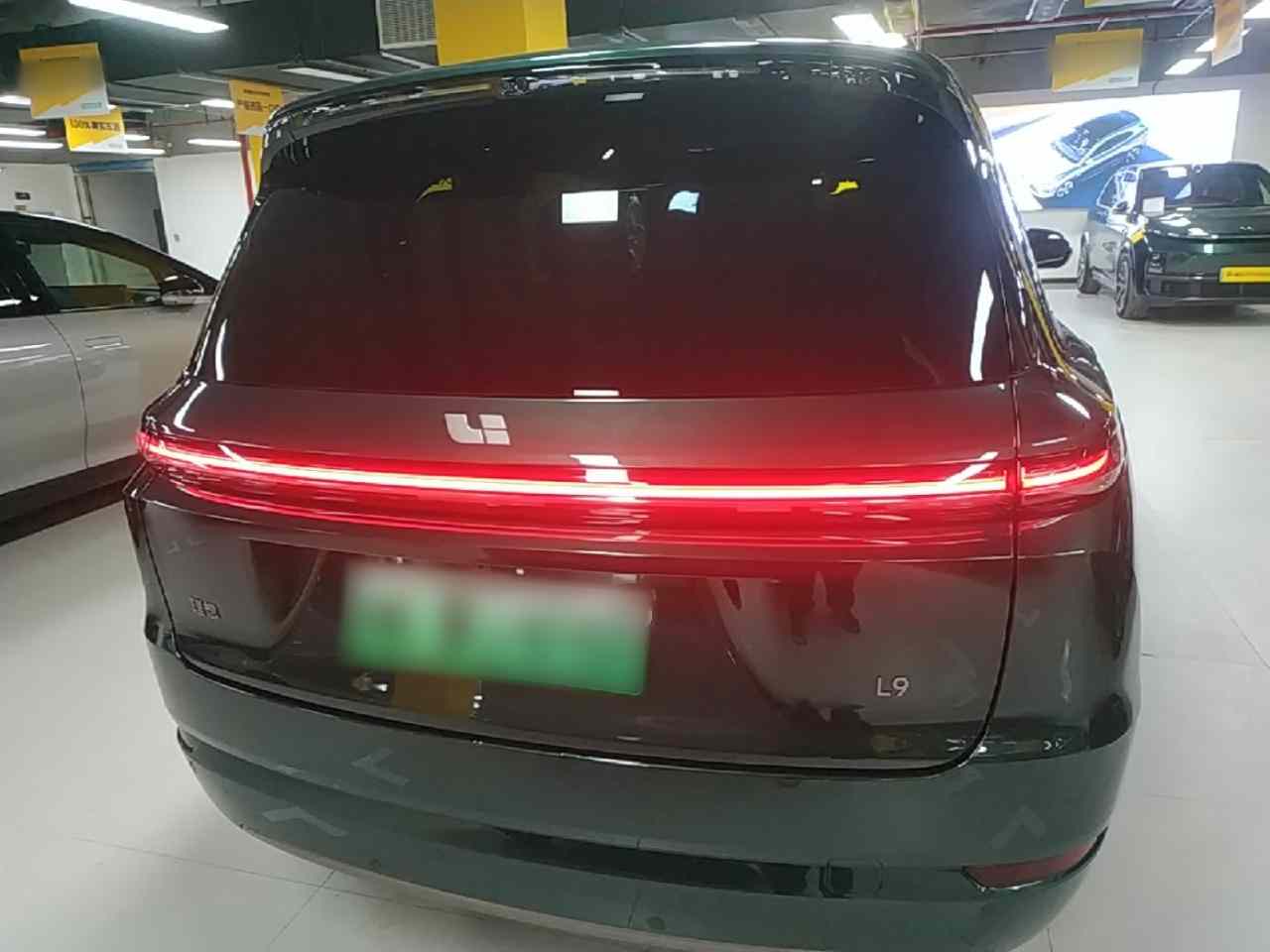 理想汽车 理想L9 2025款 Ultra 智能焕新版(4)