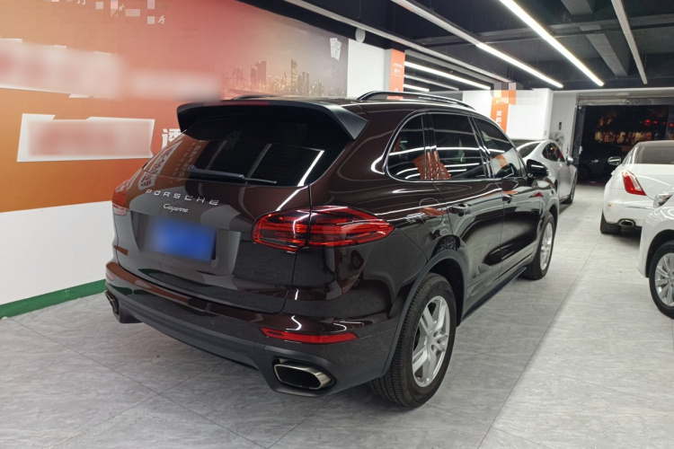保时捷 2016款 Cayenne 3.0T车身外观7