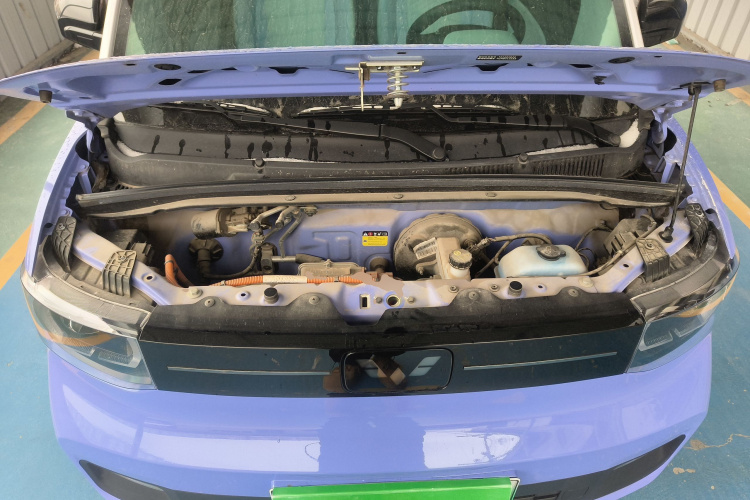 五菱汽车 宏光MINIEV 2022款 马卡龙缤纷款 三元锂机舱底盘24