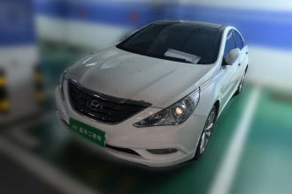 现代 索纳塔 2011款 2.0L 自动至尊版