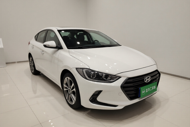 现代 领动 2016款 1.6L 自动智炫·精英型车身外观3