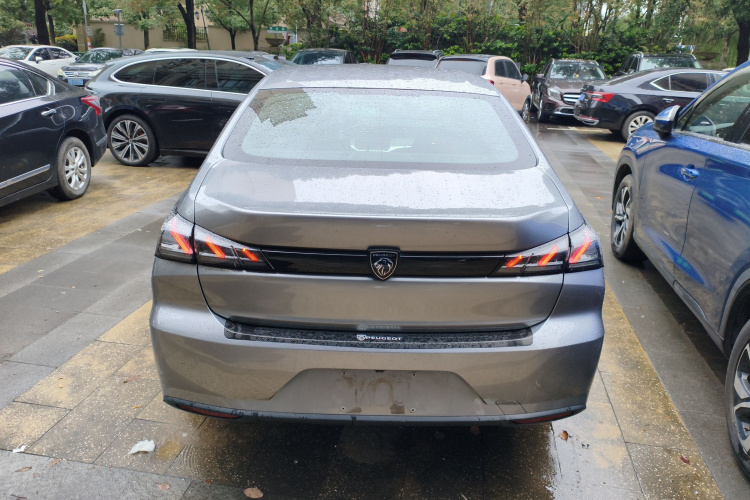 标致408 2024款 360THP 龘龘款 罗曼尼版车身外观6