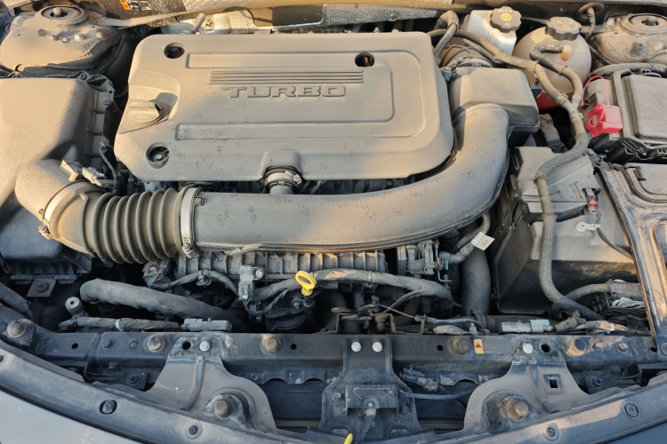 雪佛兰 迈锐宝XL 2022款 Redline 550T 自动锐动版机舱底盘24