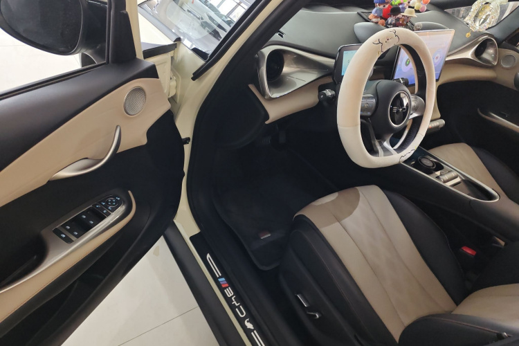 比亚迪 海豚 2025款 420km 时尚版中控内饰20