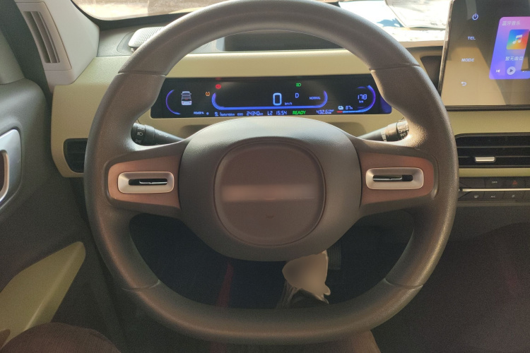 吉利银河 2023款 熊猫mini 200km 耐力熊中控内饰13