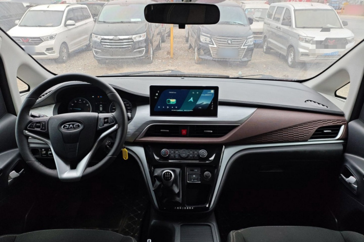 江淮瑞风 瑞风M3 2023款 1.8L 7/8座智联版中控内饰12