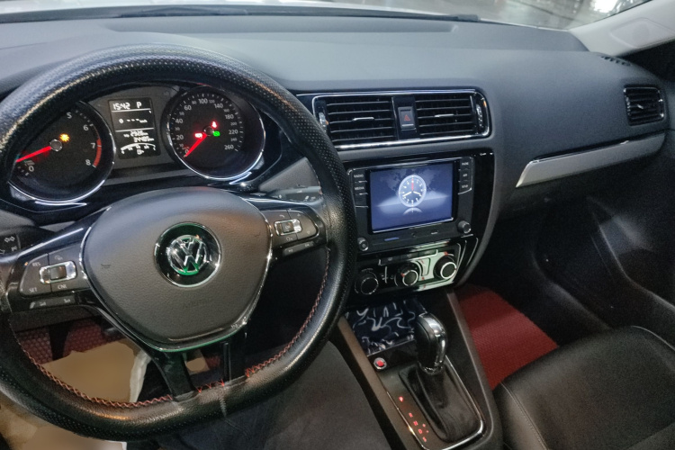 大众 速腾 2018款 1.6L 自动舒适型中控内饰12