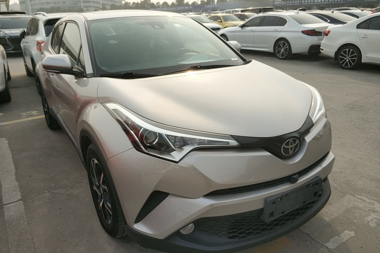 丰田C-HR 2020款 2.0L 领先版车身外观6002