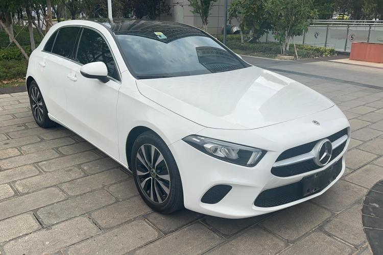 奔驰A级(进口) 2021款 A 200 动感型车身外观6002