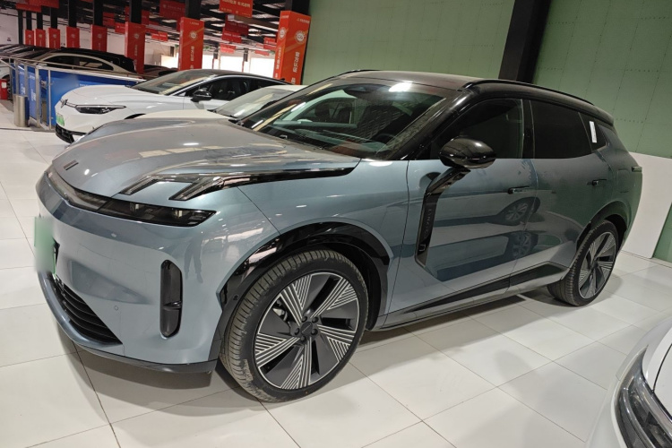 领克08 EM-P 2025款 245km 超长续航Halo车身外观4