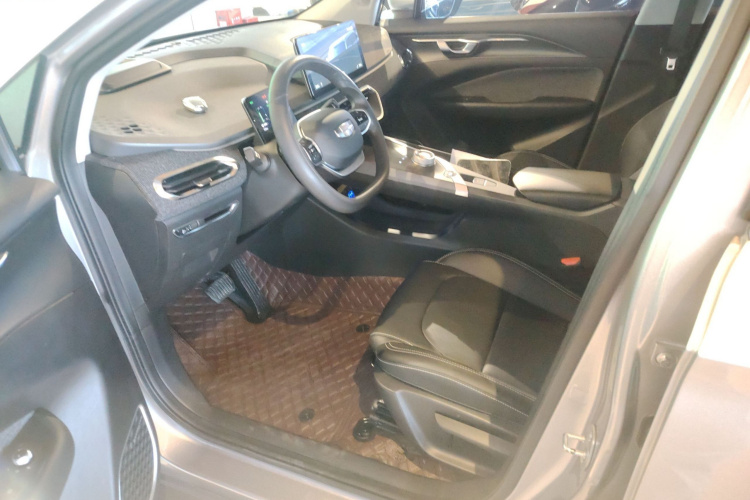 吉利几何C 2022款 蓝莓C400局部细节19