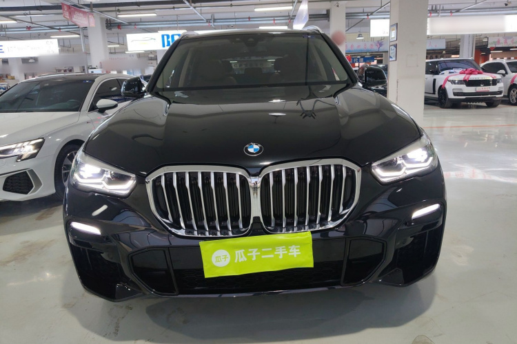 宝马X5(进口) 2021款 xDrive30i M运动套装车身外观2