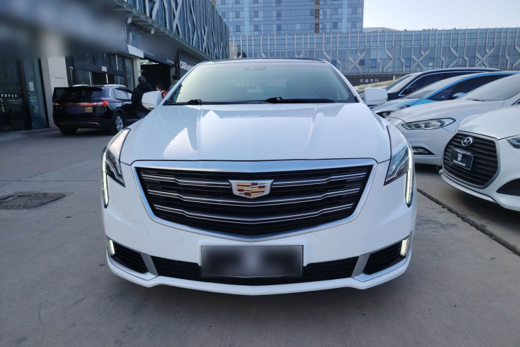 凯迪拉克XTS 2018款 28T 豪华型车身外观2