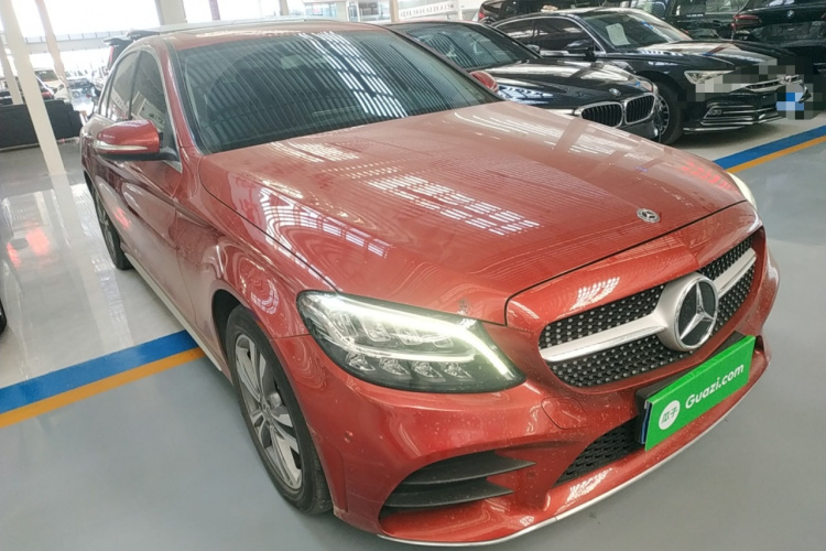 奔驰C级 2020款 改款 C 200 L 时尚型运动版车身外观3