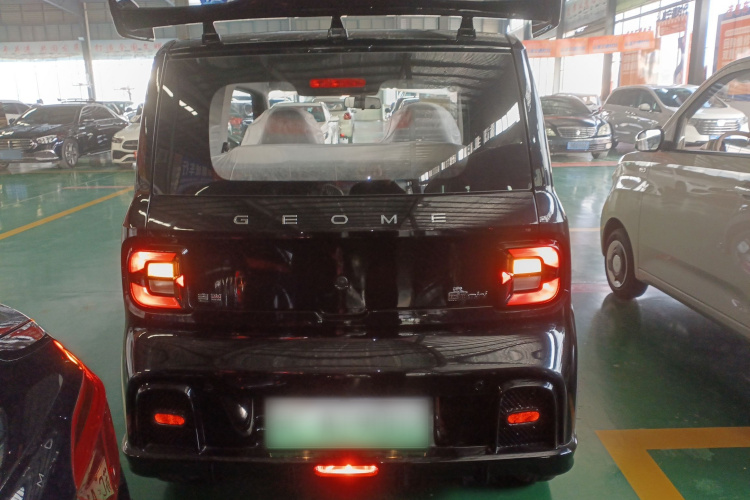 吉利银河 2025款 210km 熊猫卡丁车身外观6