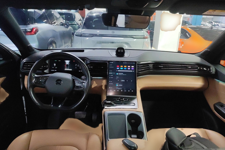 蔚来ES6 2020款 600KM 运动版中控内饰7002