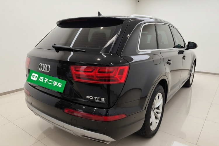 奥迪Q7 2016款 40 TFSI 舒适型车身外观7