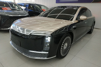 鸿蒙智行 尊界S800 2025款 纯电 星辉尊享版 5座