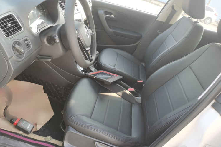 大众 Polo 2016款 1.6L 自动舒适型局部细节19