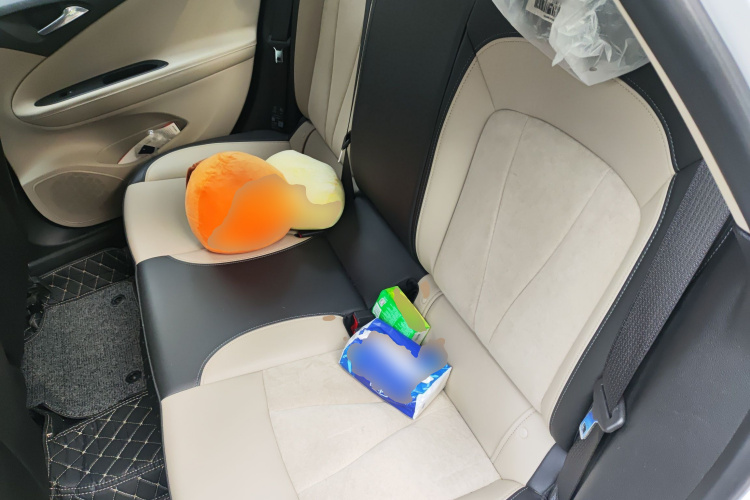 别克 威朗 2018款 三厢 15S 自动领先型中控内饰21