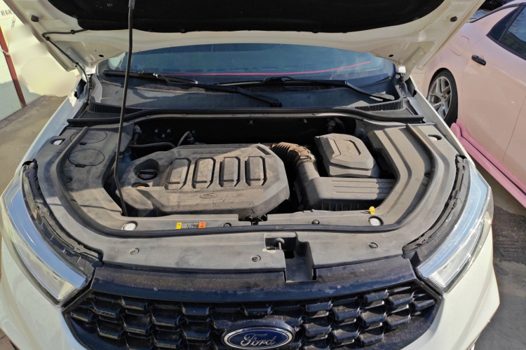 福特 2020款 领界S EcoBoost 145 CVT铂领型机舱底盘24