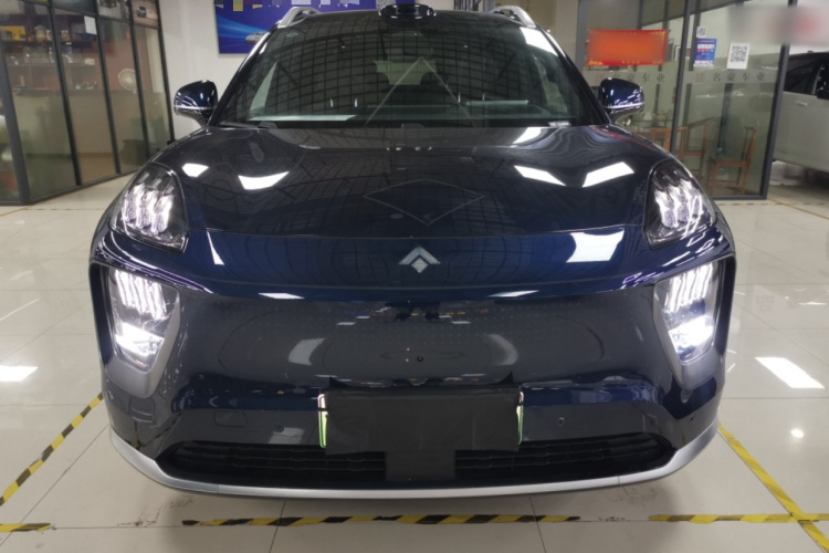 昊铂HL 2025款 700 Ultra六座四驱激光雷达版车身外观6001