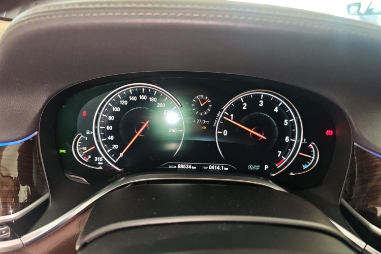 宝马7系 2016款 730Li 领先型局部细节14