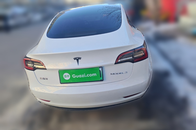 特斯拉 Model 3 2021款 标准续航后驱升级版车身外观6