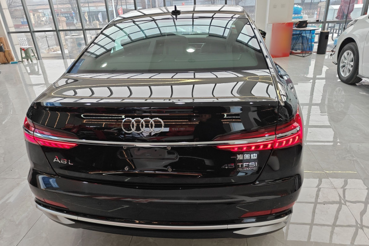奥迪A6L 2026款 45 TFSI quattro 臻选动感型车身外观6004