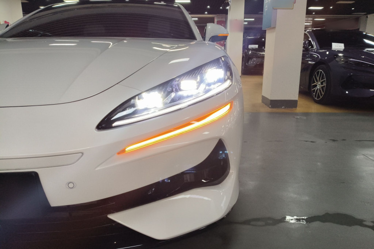 腾势Z9GT 2024款 1100四驱Max版局部细节36