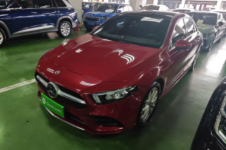 奔驰A级 2021款 A 200 L 运动轿车时尚型