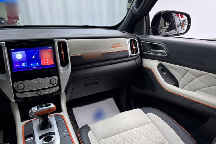 长城 炮 2022款 2.0T黑弹特别版GW4C20B中控内饰7009