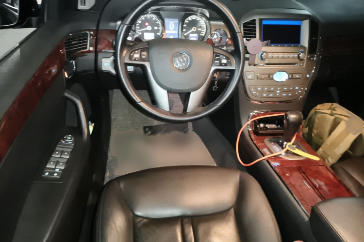 别克 林荫大道 2011款 博鳌论坛纪念版局部细节13