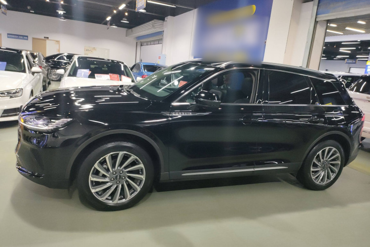 林肯 冒险家 2023款 2.0T 两驱尊雅版车身外观6003