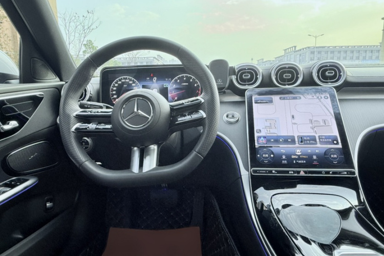 奔驰C级 2023款 C 260 L 运动版局部细节16